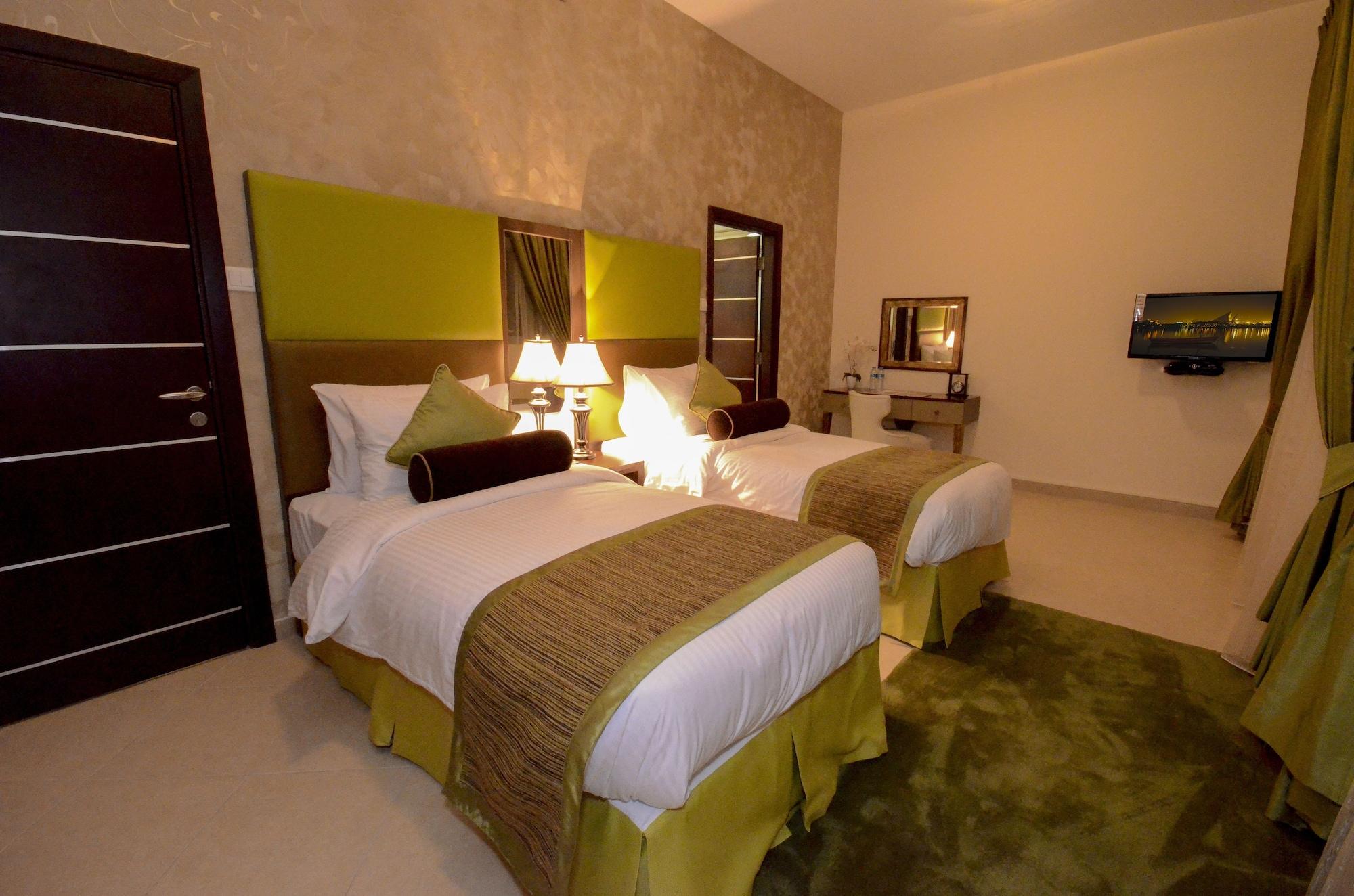 Al Waleed Palace Hotel Apartment Al Barsha Dubai Dış mekan fotoğraf
