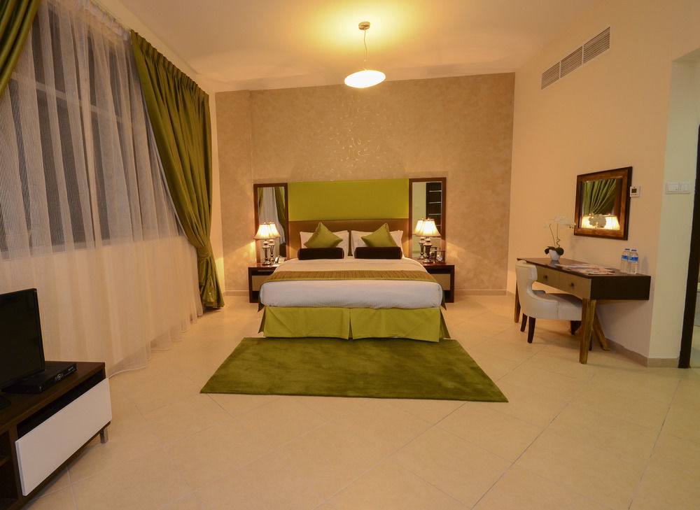 Al Waleed Palace Hotel Apartment Al Barsha Dubai Dış mekan fotoğraf