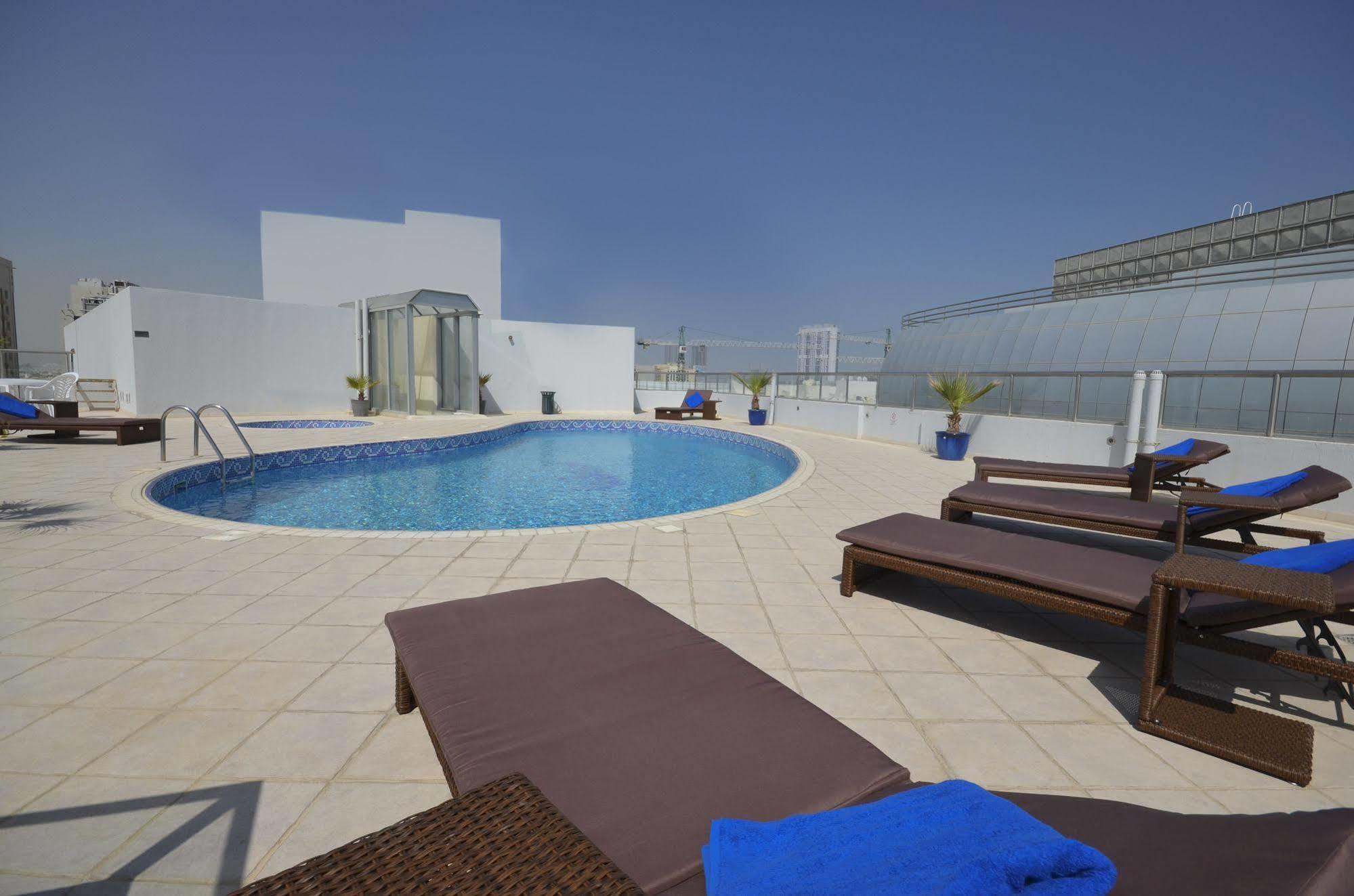 Al Waleed Palace Hotel Apartment Al Barsha Dubai Dış mekan fotoğraf
